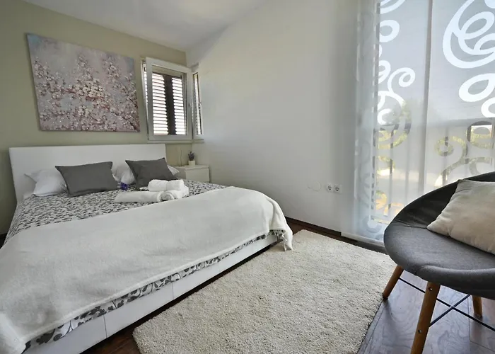 Arbo By Interhome Vikendica *