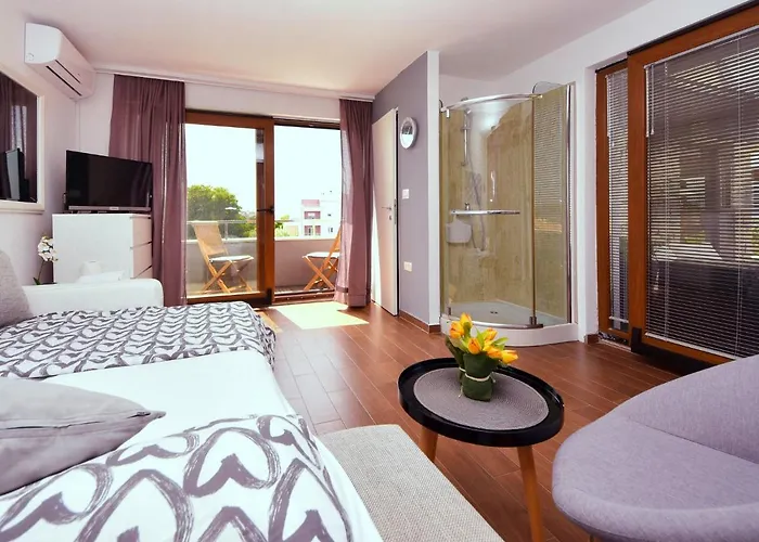 Arbo By Interhome * ביבינייה