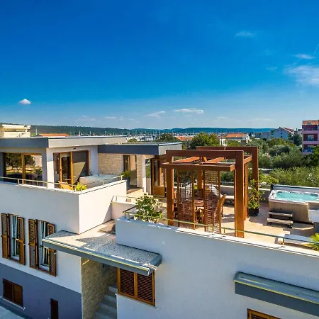 Arbo By Interhome