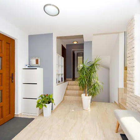 Arbo By Interhome
